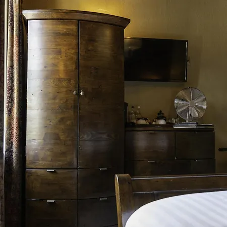 Mini-hôtel Duke William 4*