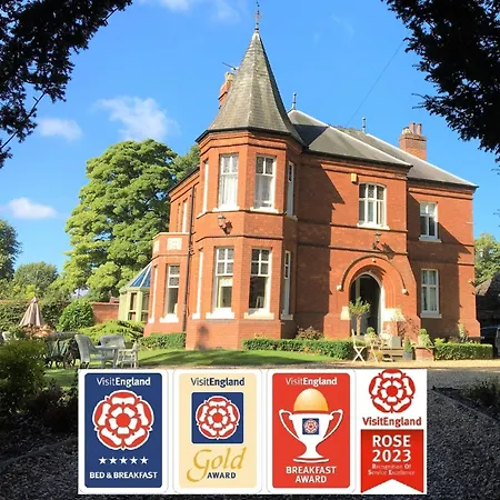 Little Redlands 5* Lincoln
