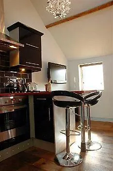 Tennyson Court Hotell 3*
