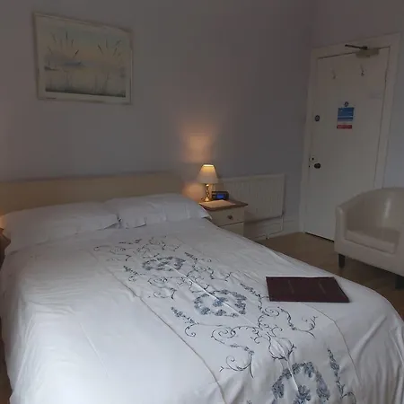 Bed & Breakfast Mayfield 3*