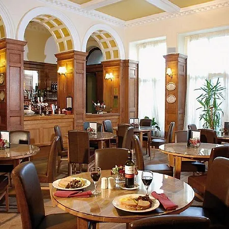 Branston Hall Hotel 3*