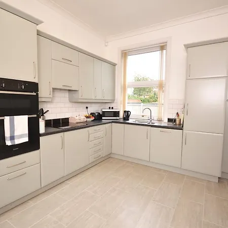 Stonefield Daire