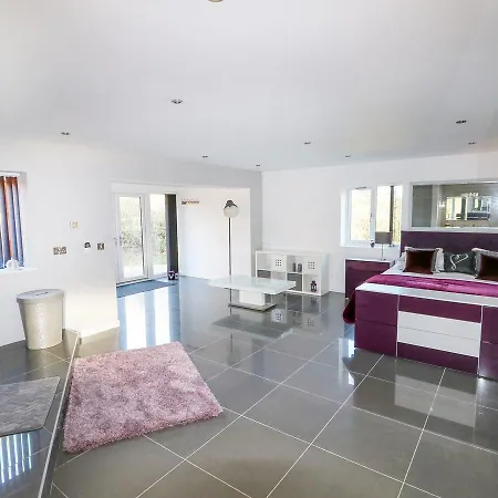 Holiday home The Purple Piranha *