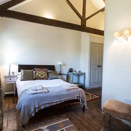 Bed & Breakfast Tailor 3 *