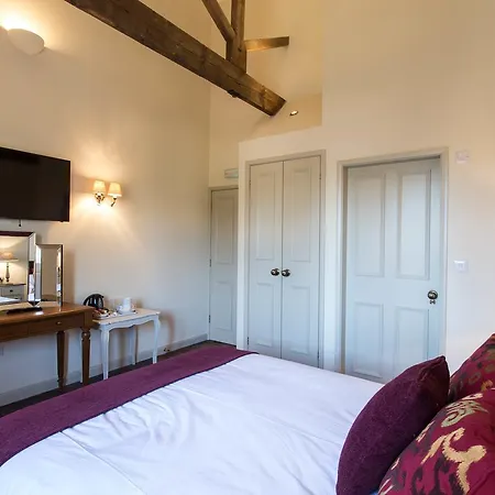 Tailor 4 * Doddington (Lincolnshire)