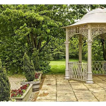 Hotel Branston Hall 3*