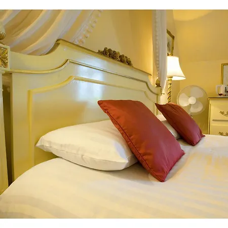 Branston Hall 3*