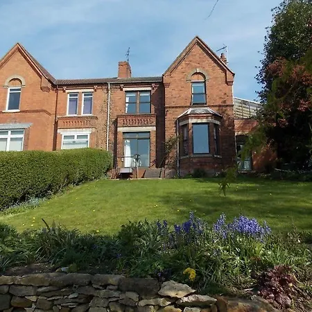 Mayfield Bed & Breakfast 3*