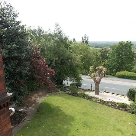 Bed & Breakfast Mayfield 3*
