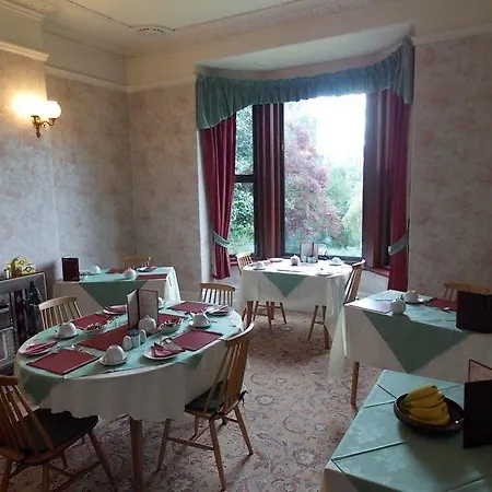 Mayfield 3* Lincoln