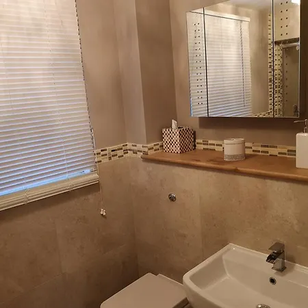 The Curate's Quarters At The Old Vicarage דירה