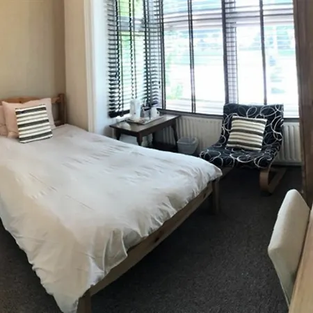 Tennyson Pensionat 4*
