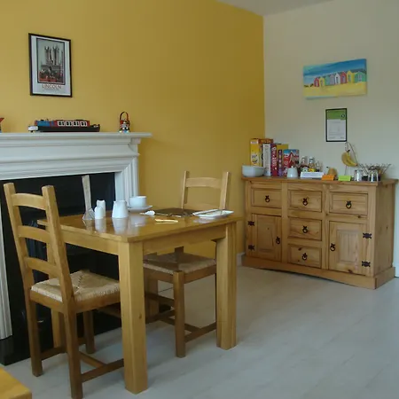 Canal View Bed and breakfast 4*